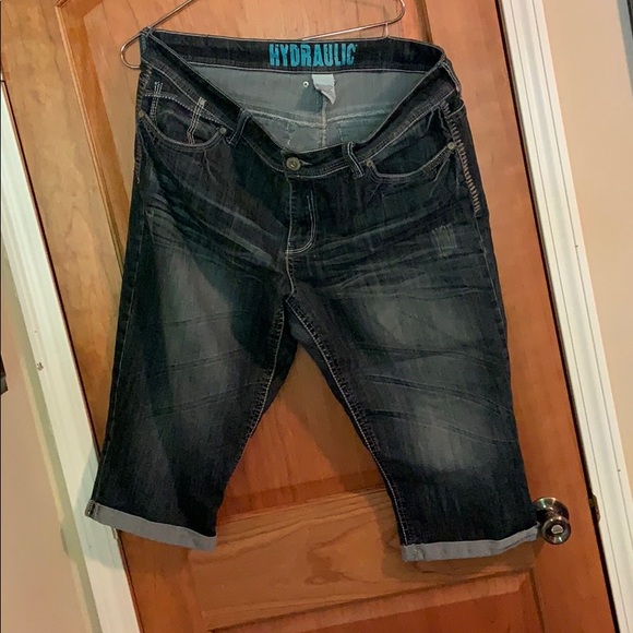 Hydraulic Pants & Jumpsuits Hydraulic Jean Capris Poshmark
